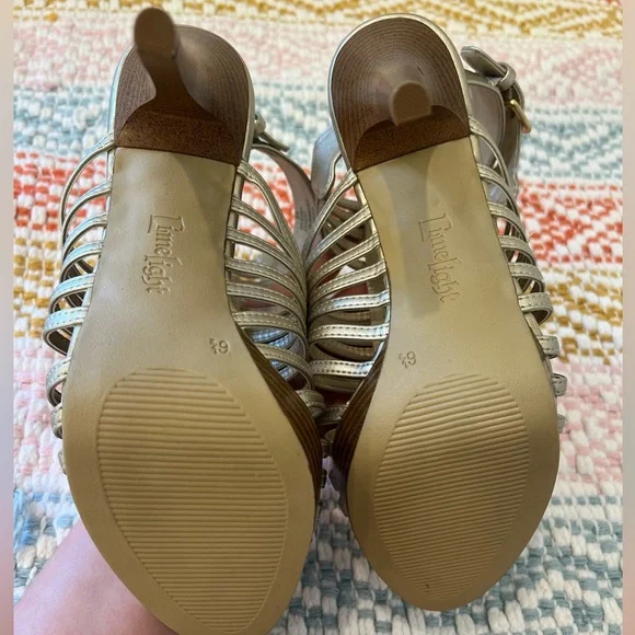 LimeLight Women’s Golden Metallic Heels size 6.5 - Picture 10 of 14
